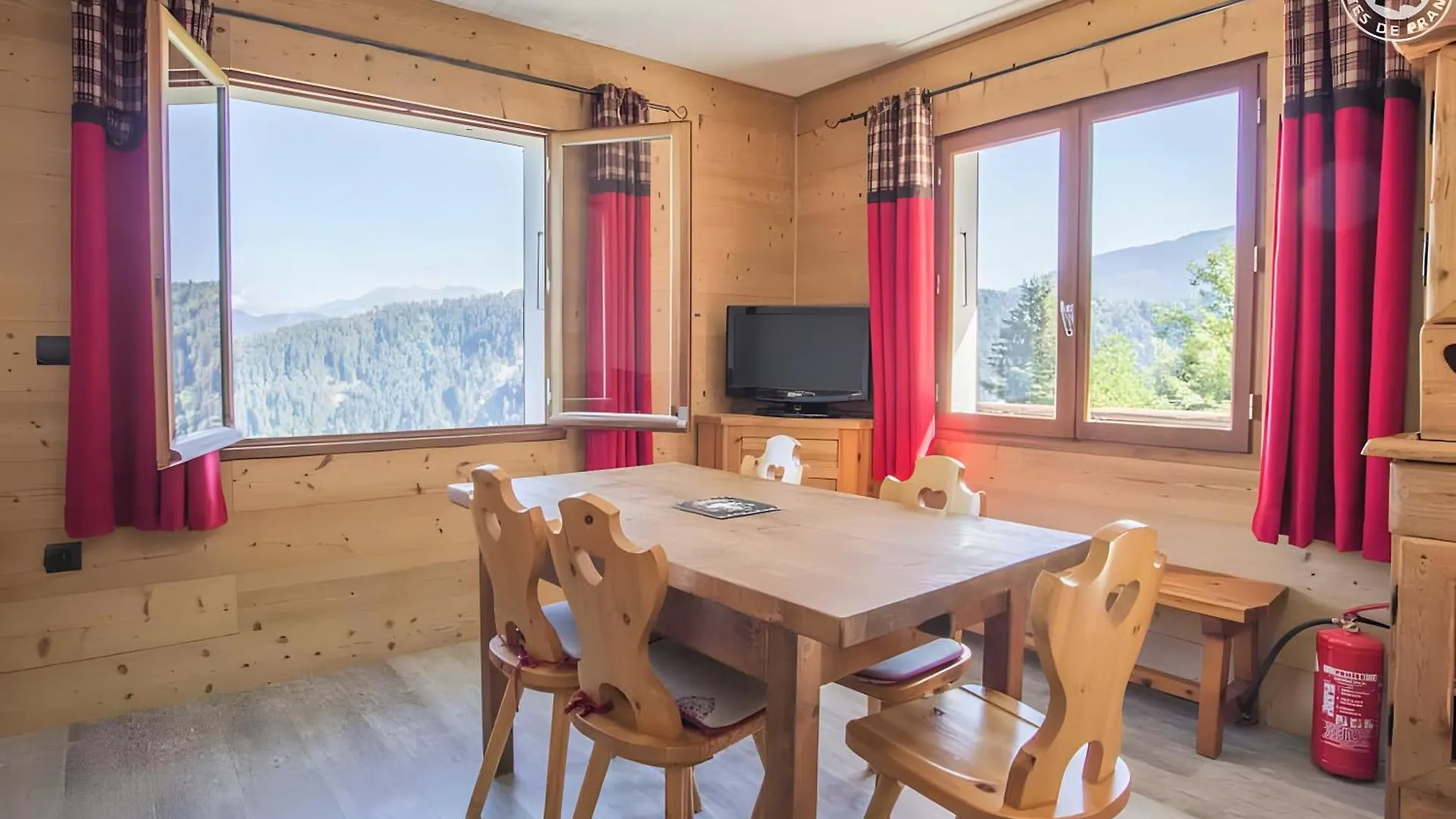 Le Plan Du Fruit Villa La Lechere Holiday home